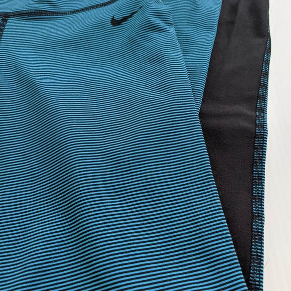 Nike Dry Fit - Picture 4 of 8